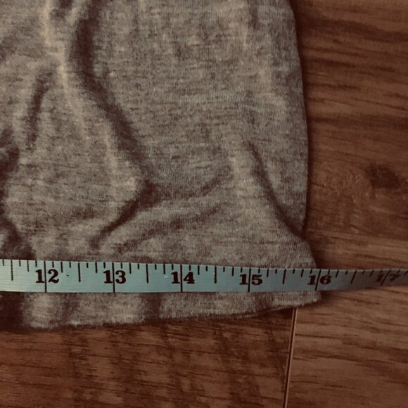 Gilmour Vancouver Soft Grey Bamboo Rayon Tank Top - Picture 9 of 11